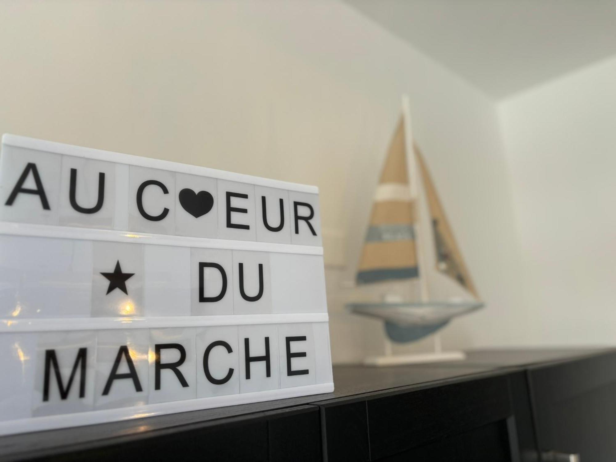 Au Coeur Du Marche, Appartement Confort, Centre-Ville رويا المظهر الخارجي الصورة